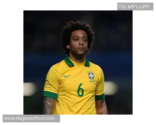 二十三号球衣的传奇足球明星及其辉煌职业生涯回顾